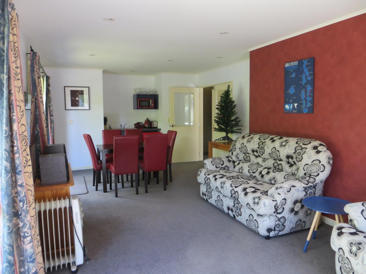Silverlights B & B Кромуел Екстериор снимка